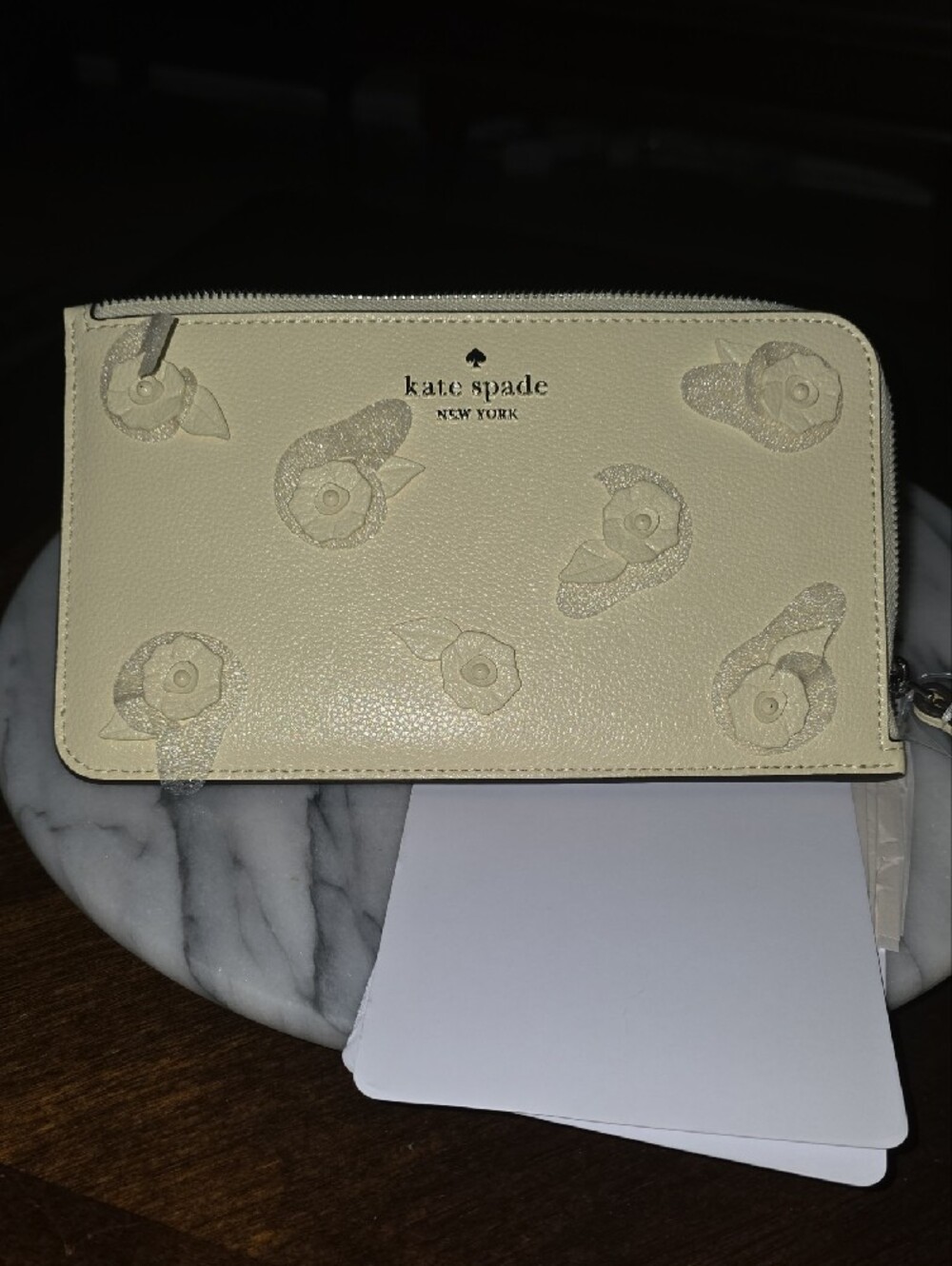 Kate Spade NWT Butter Yellow Floral Appliqué Zip Wristlet 💛 - Picture 15 of 15